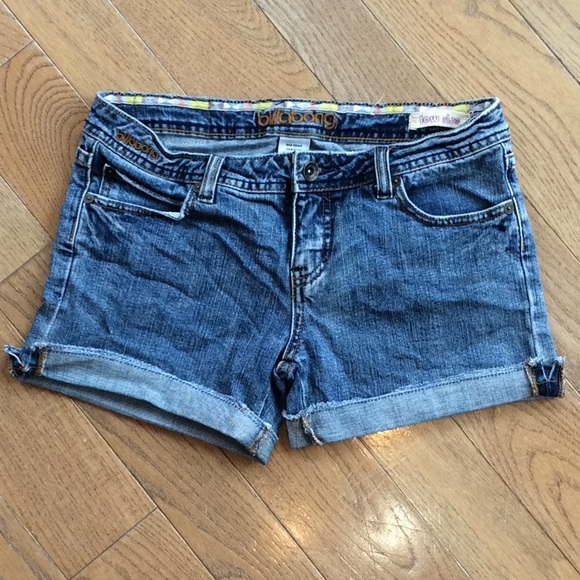 NWOT Billabong Shorts - Picture 2 of 7